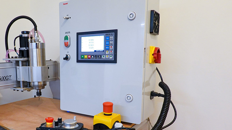 انواع کنترلر سی ان سی (CNC) و حدود قیمت آن ها